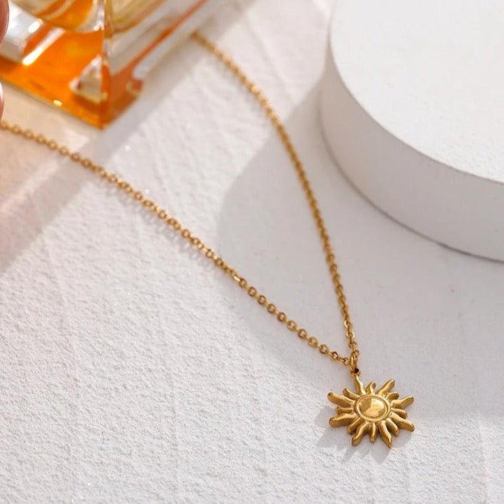 Sun Flower Pendant Necklace